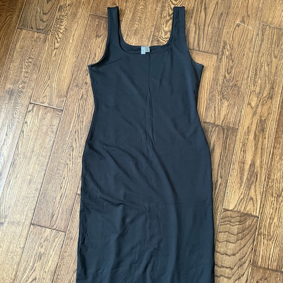 RD Style Dresses & Skirts - NWOT - The SPANX of Dresses!